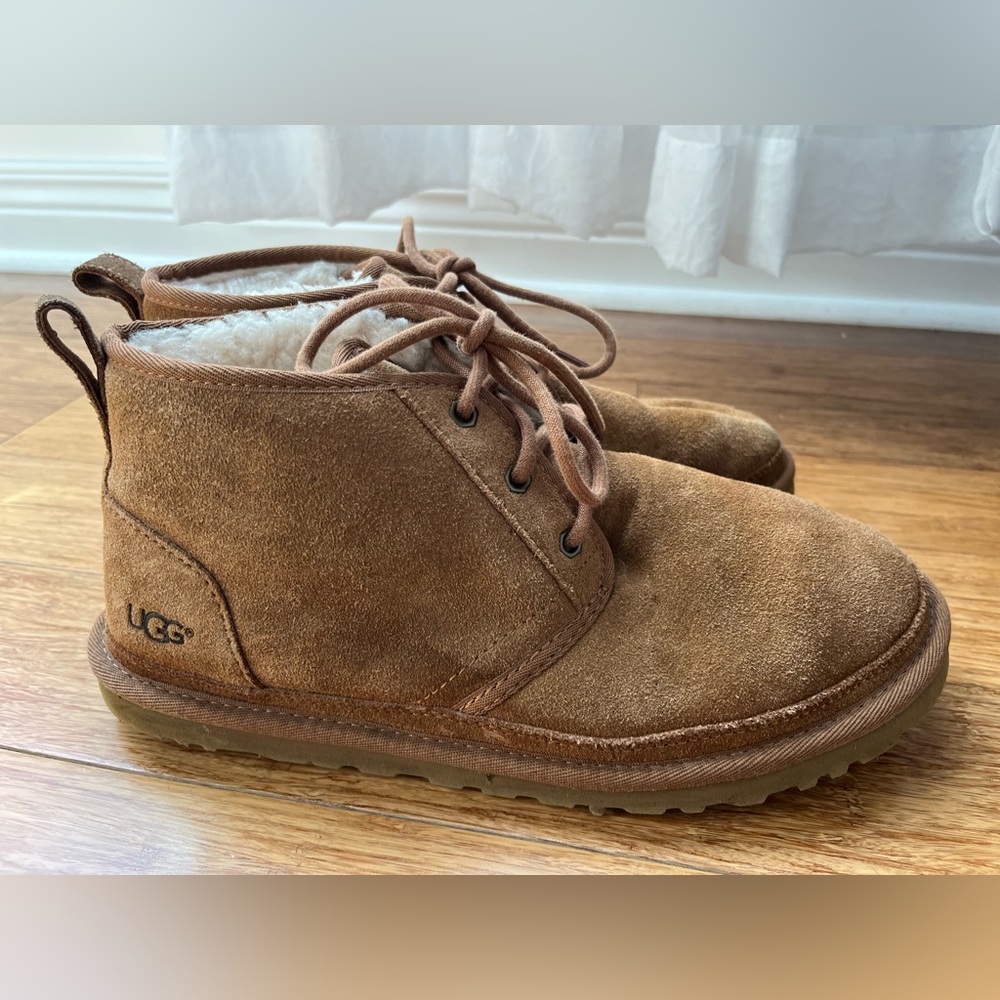 UGG Womens Neumel Chestnut Boots Suede & Sheepskin Fur Lined size 9
